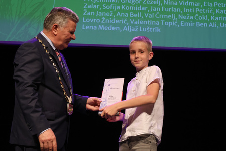 ZLATE PETICE 57 FOTO LJUBO VUKELIČ